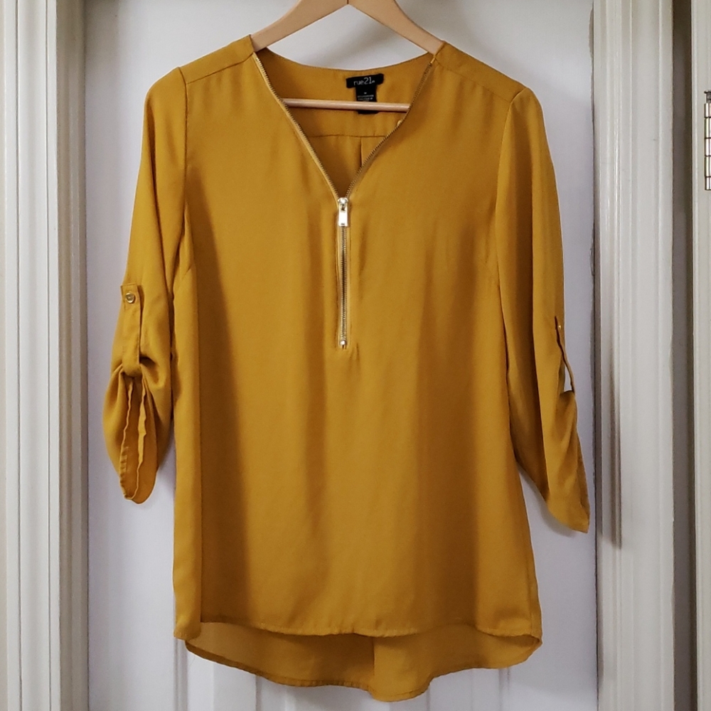 Rue21 Gold Zip Front Blouse